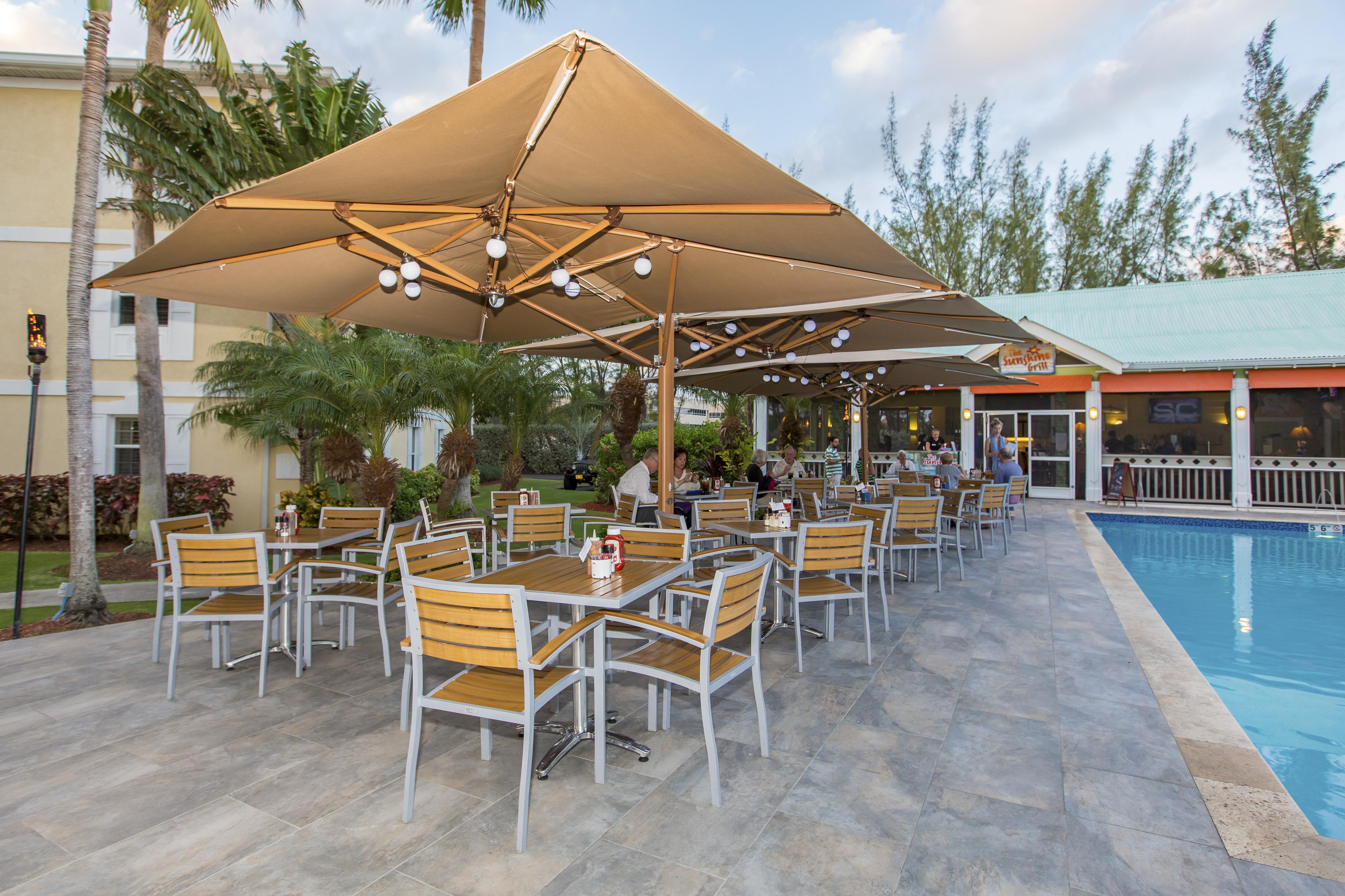 Sunshine Suites Resort West Bay Exterior foto